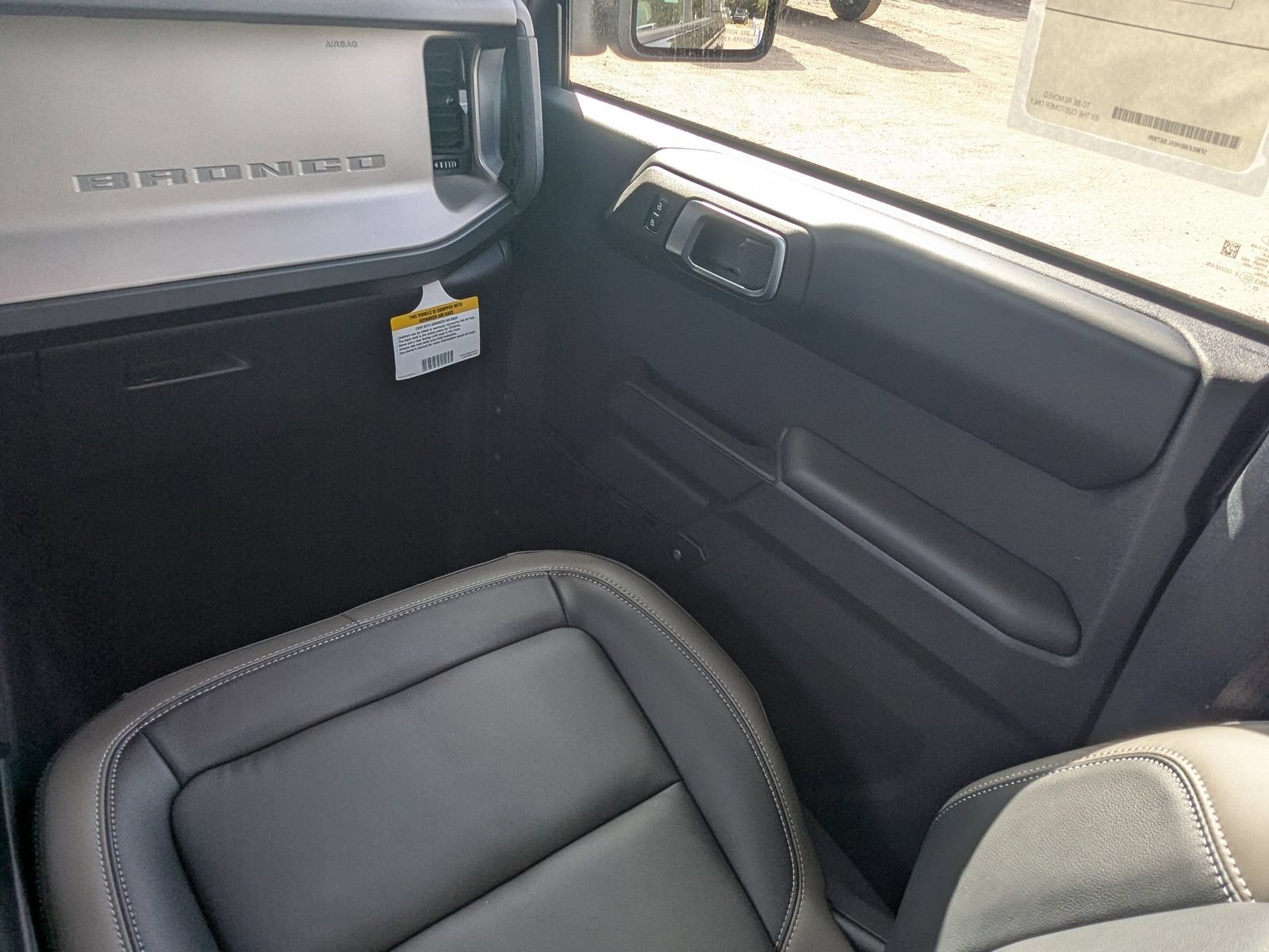 New 2025 Ford Bronco Outer Banks w/ Sasquatch Package AWD/4WD image 17
