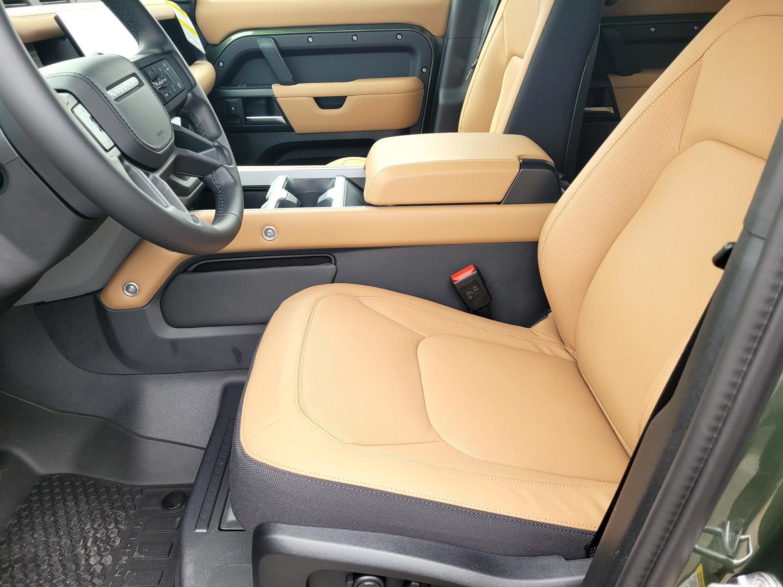 New 2026 Land Rover Defender 110 X AWD/4WD image 18