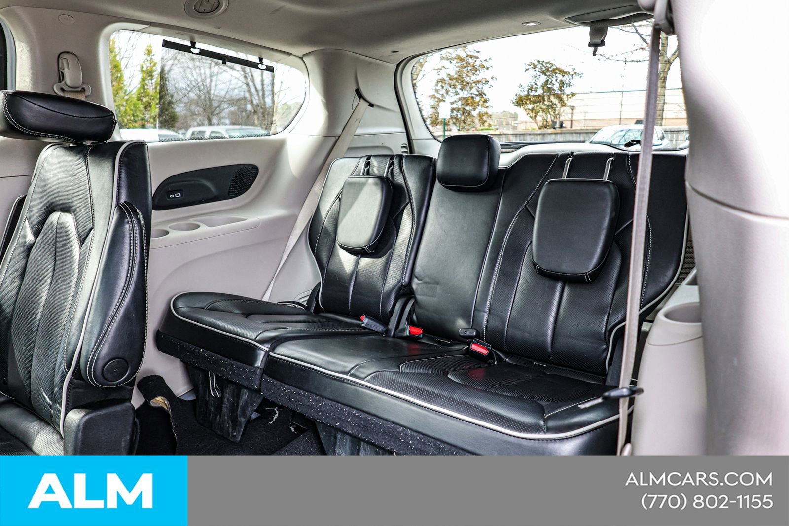 Used 2023 Chrysler Pacifica Limited image 20