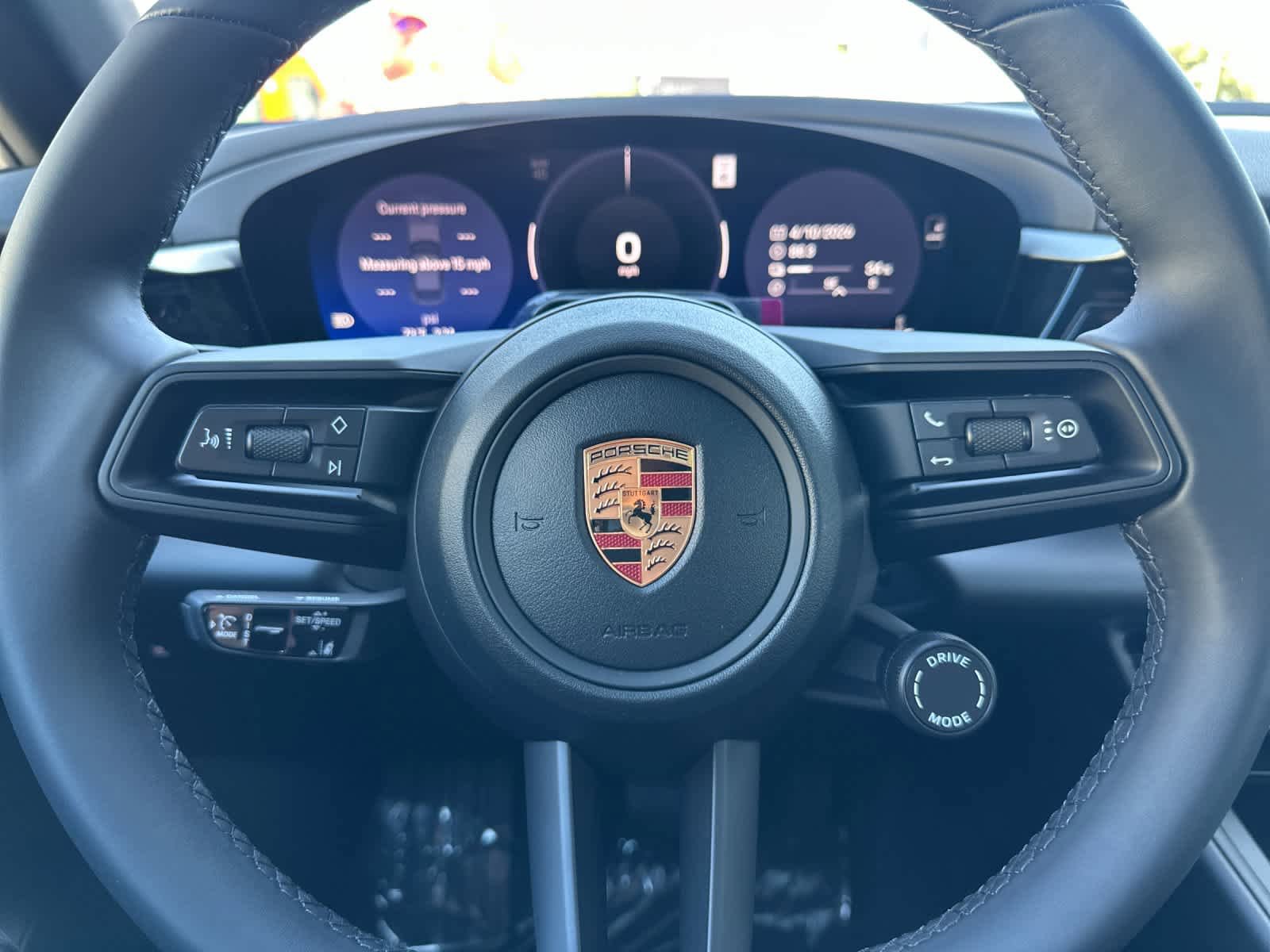 New 2026 Porsche Macan Electric RWD image 27