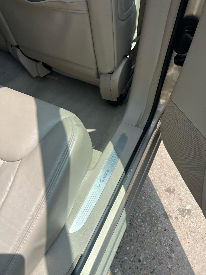 Used 2008 Cadillac DTS Luxury II FWD image 7