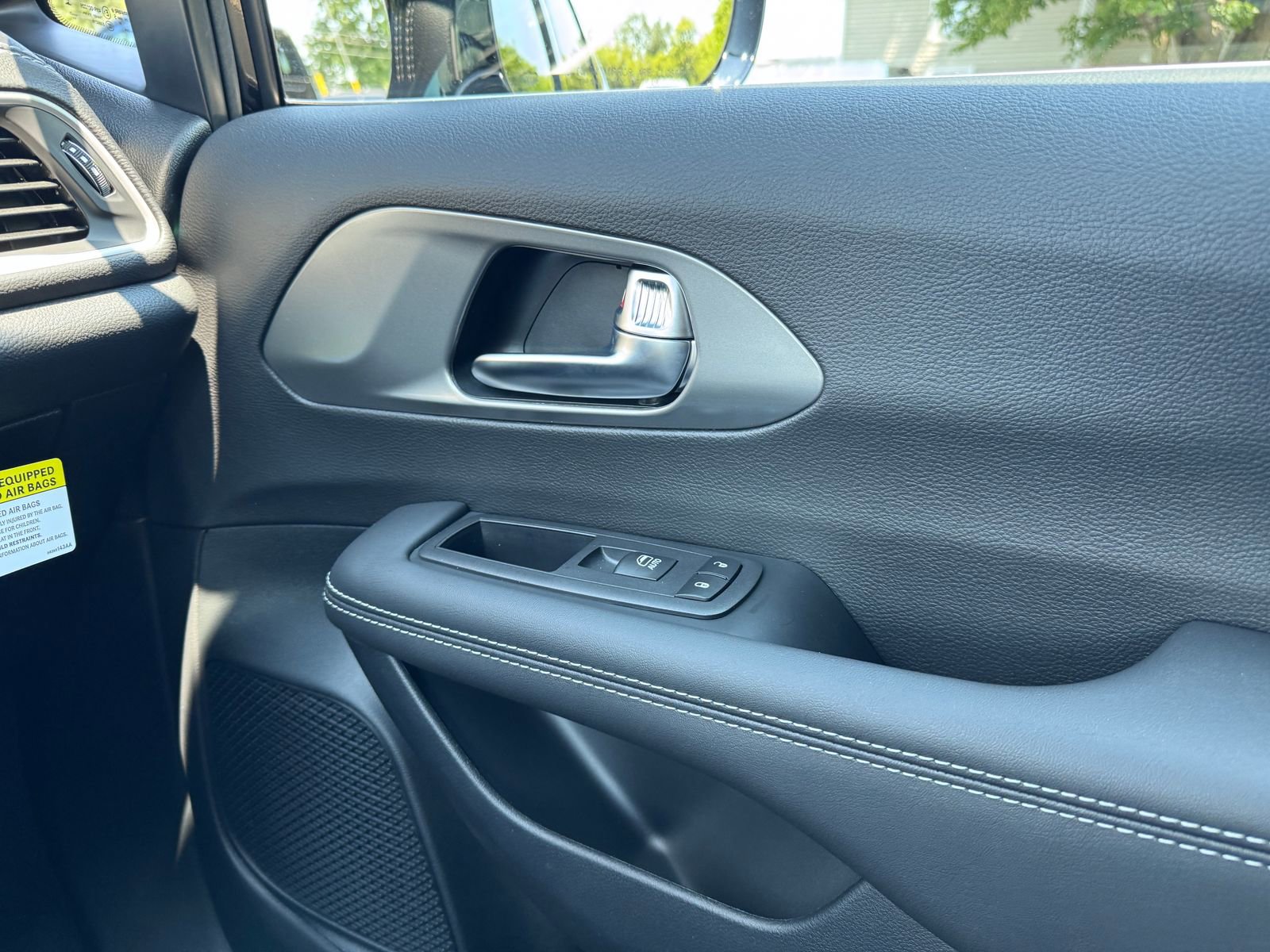 New 2026 Chrysler Pacifica Select image 21