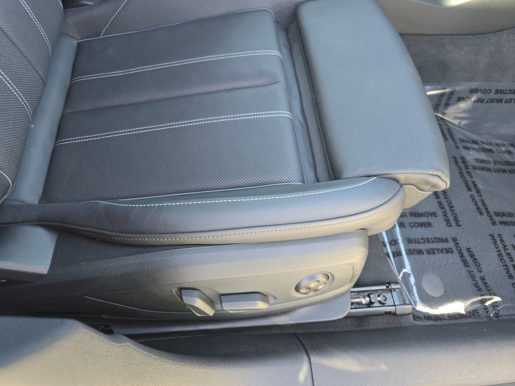 Used 2023 Audi A4 2.0T Premium Plus w/ Premium Plus Package image 16