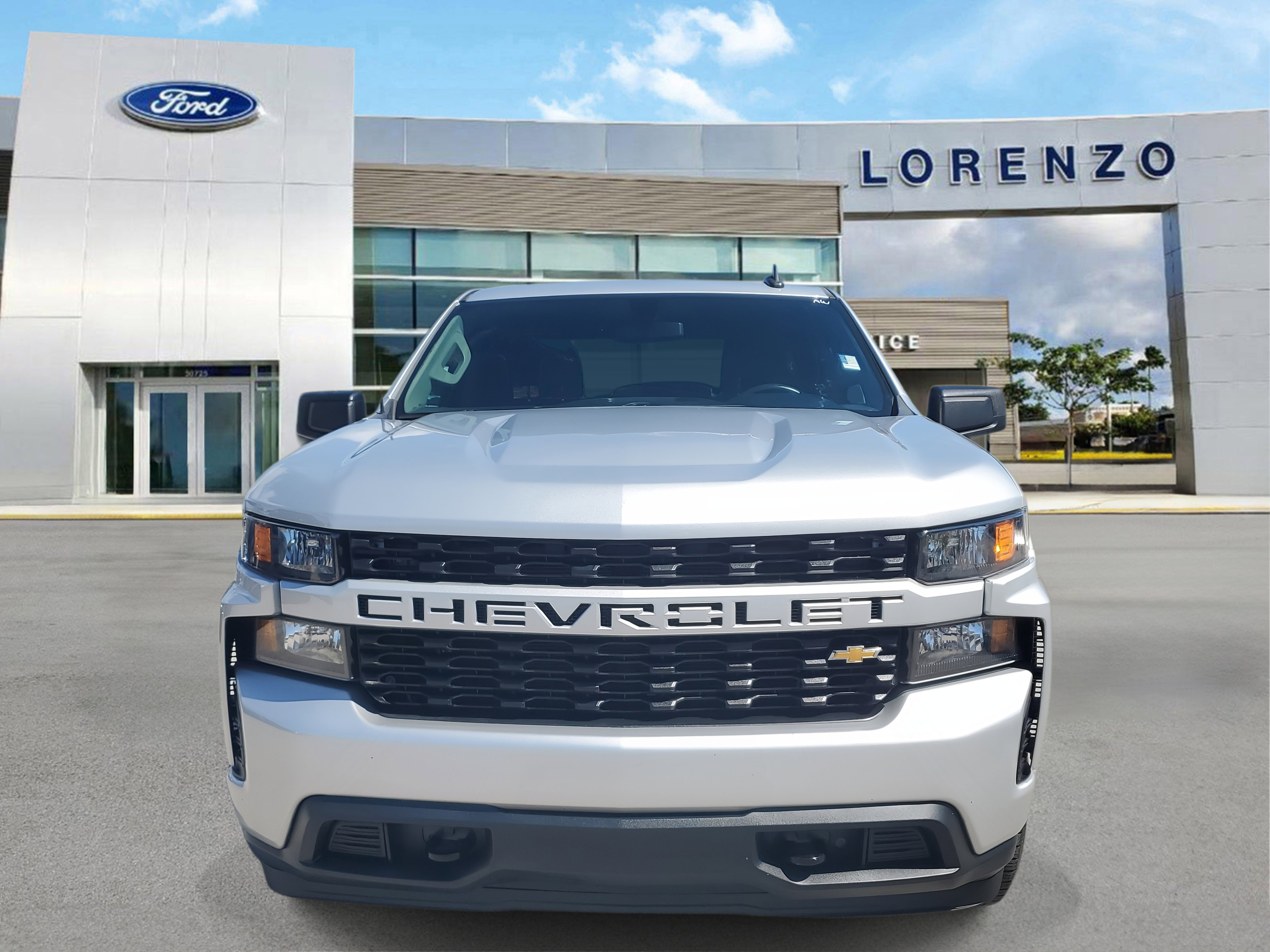 Used 2021 Chevrolet Silverado 1500 Custom image 2