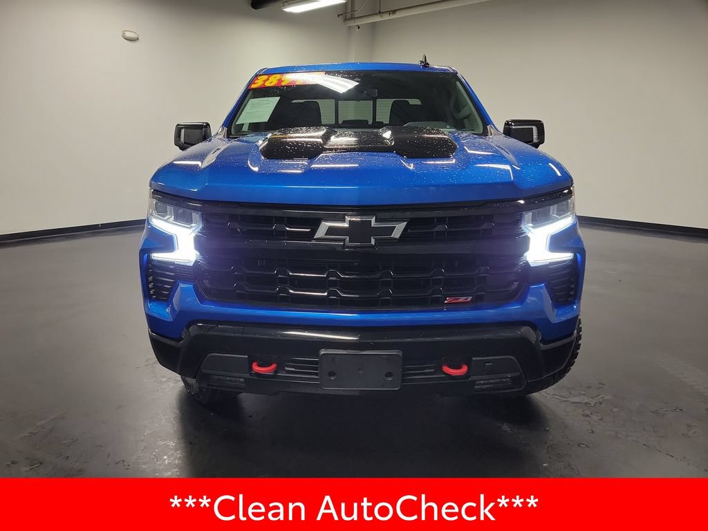 Used 2022 Chevrolet Silverado 1500 LT Trail Boss w/ LT Trail Boss Premium Package AWD/4WD image 3