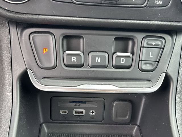 Used 2020 GMC Terrain SLT w/ Preferred Package FWD image 15