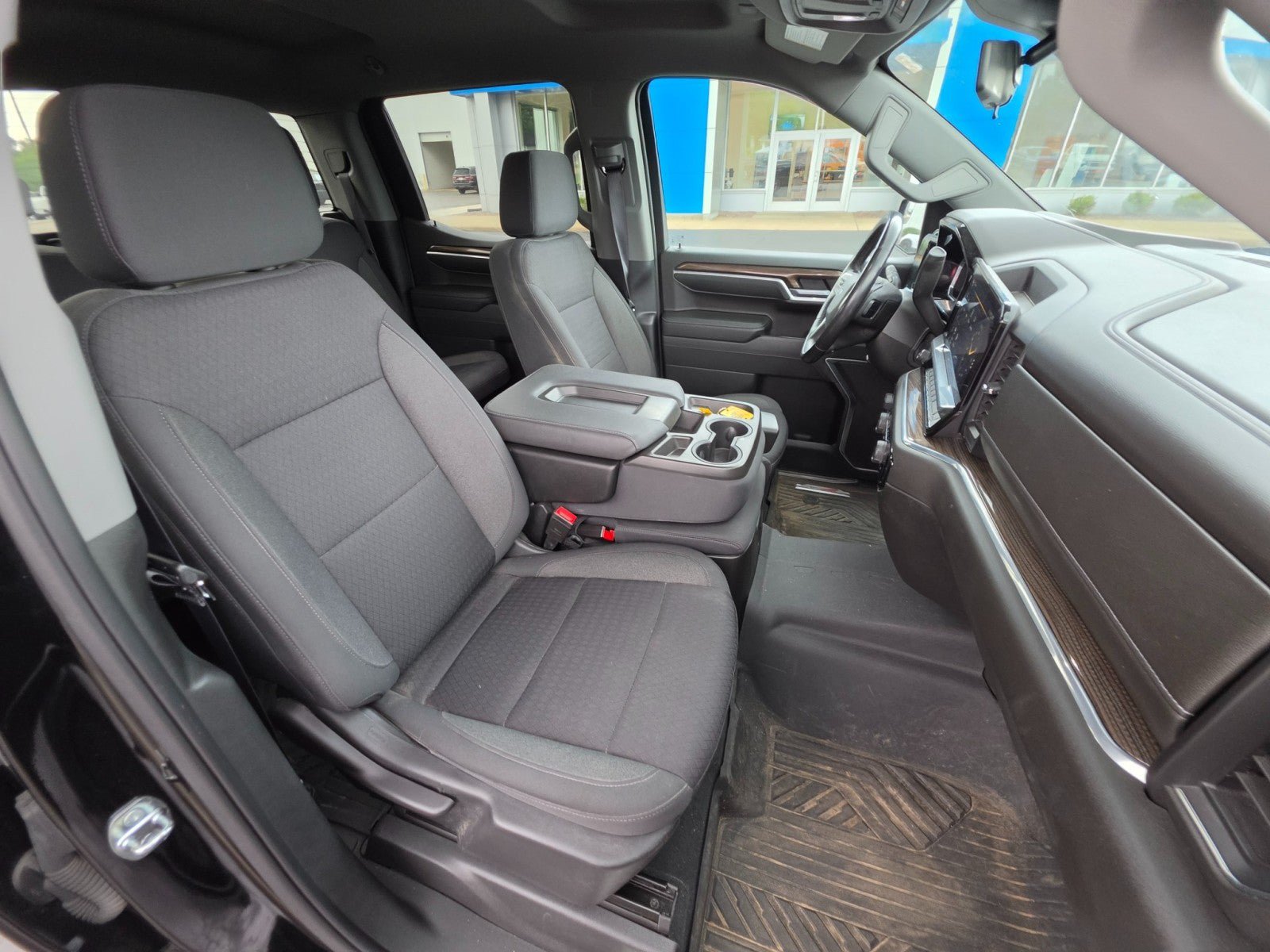 Used 2022 Chevrolet Silverado 1500 RST AWD/4WD image 13