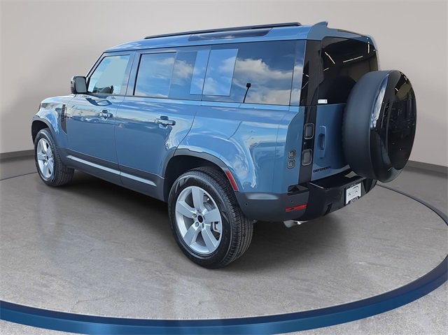 New 2026 Land Rover Defender 110 S image 7