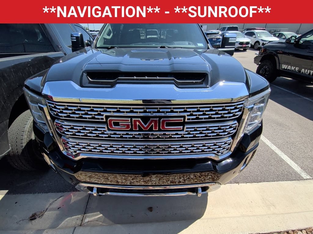 Used 2022 GMC Sierra 2500 Denali w/ Denali Ultimate Package AWD/4WD image 2