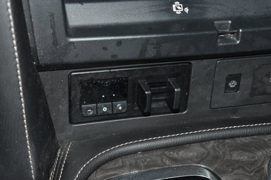Used 2021 Nissan Armada Platinum w/ Captain's Chairs Package AWD/4WD image 18
