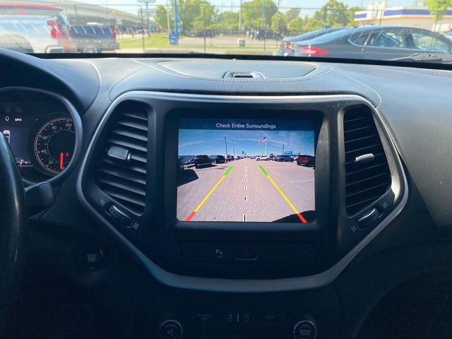 Used 2018 Jeep Cherokee Overland AWD/4WD image 33