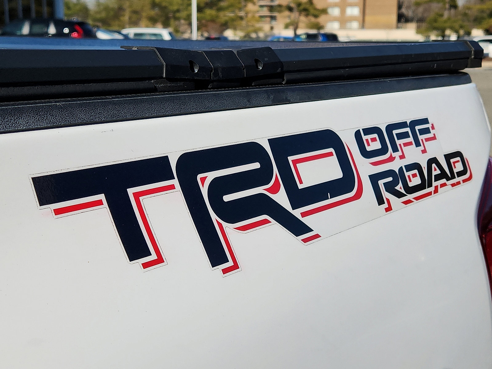 Used 2018 Toyota Tacoma 2WD Double Cab image 30