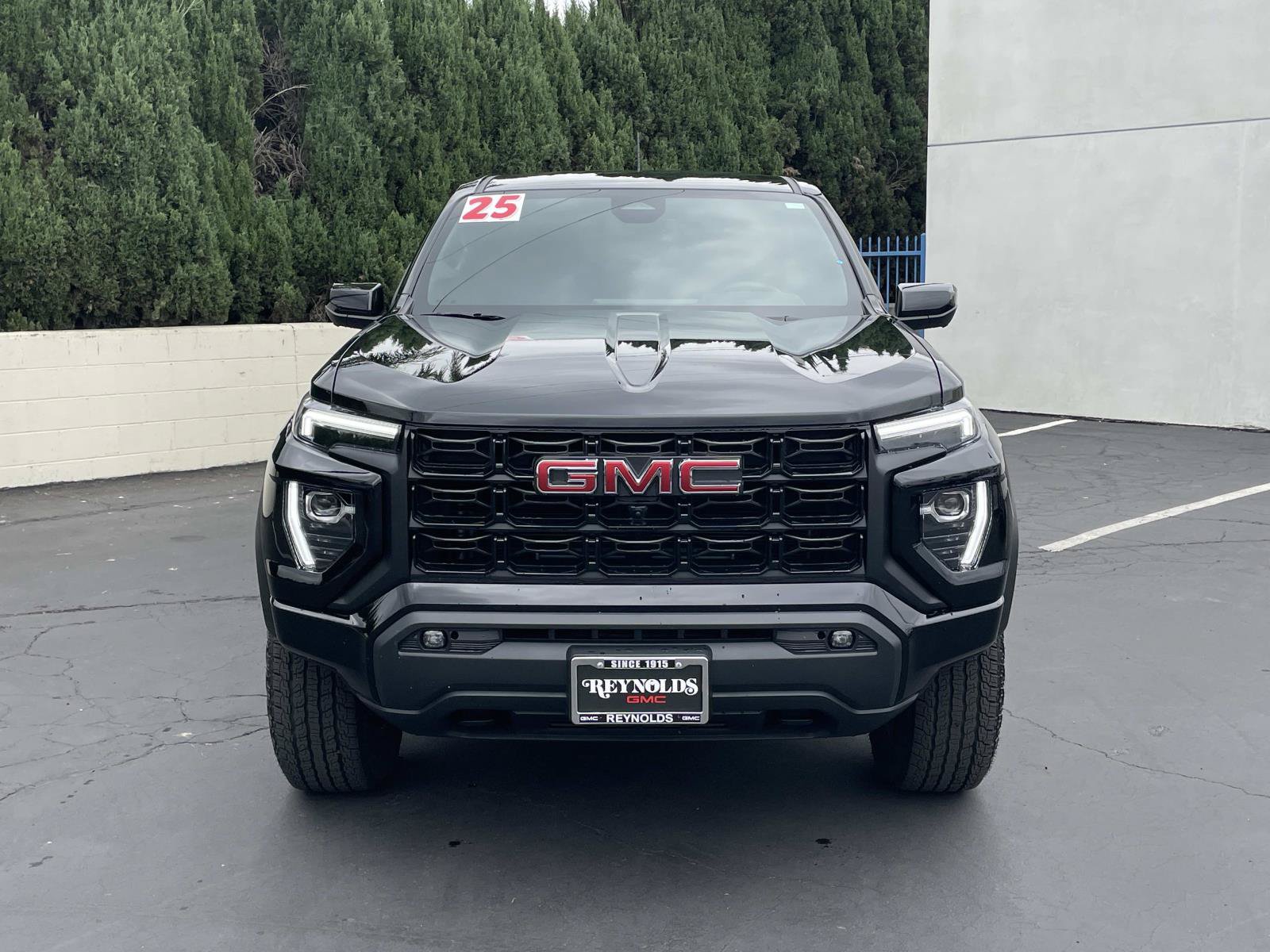 Used 2025 GMC Canyon Elevation w/ Convenience Package RWD image 2