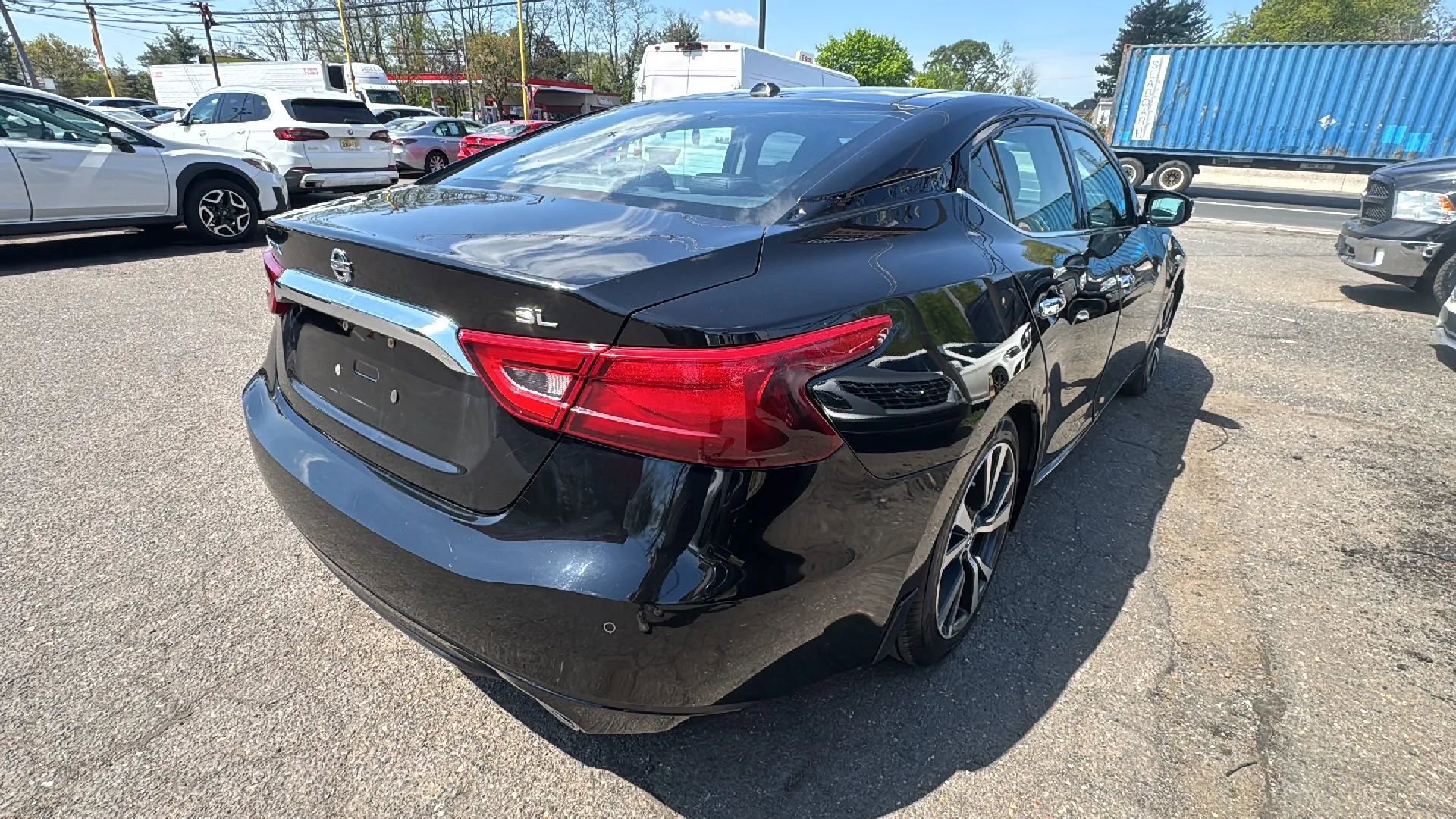 Used 2017 Nissan Maxima 3.5 SL FWD image 5