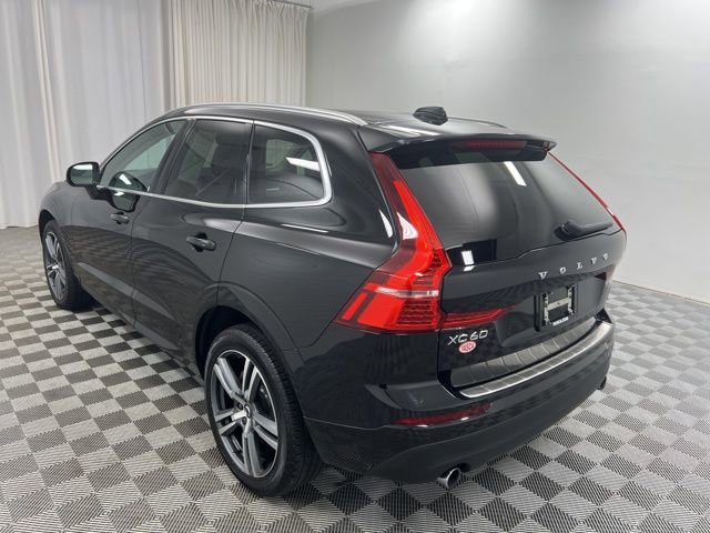 Used 2021 Volvo XC60 T5 Momentum w/ Protection Package Premier image 6