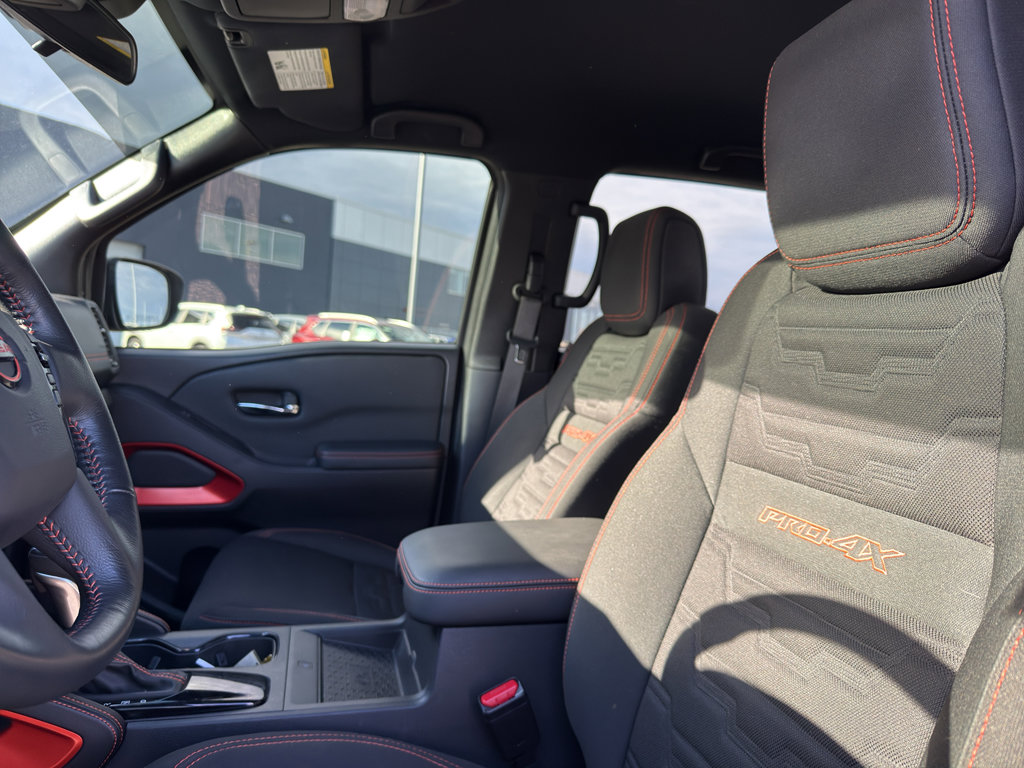 Used 2023 Nissan Frontier PRO-4X w/ Pro Convenience Package image 28
