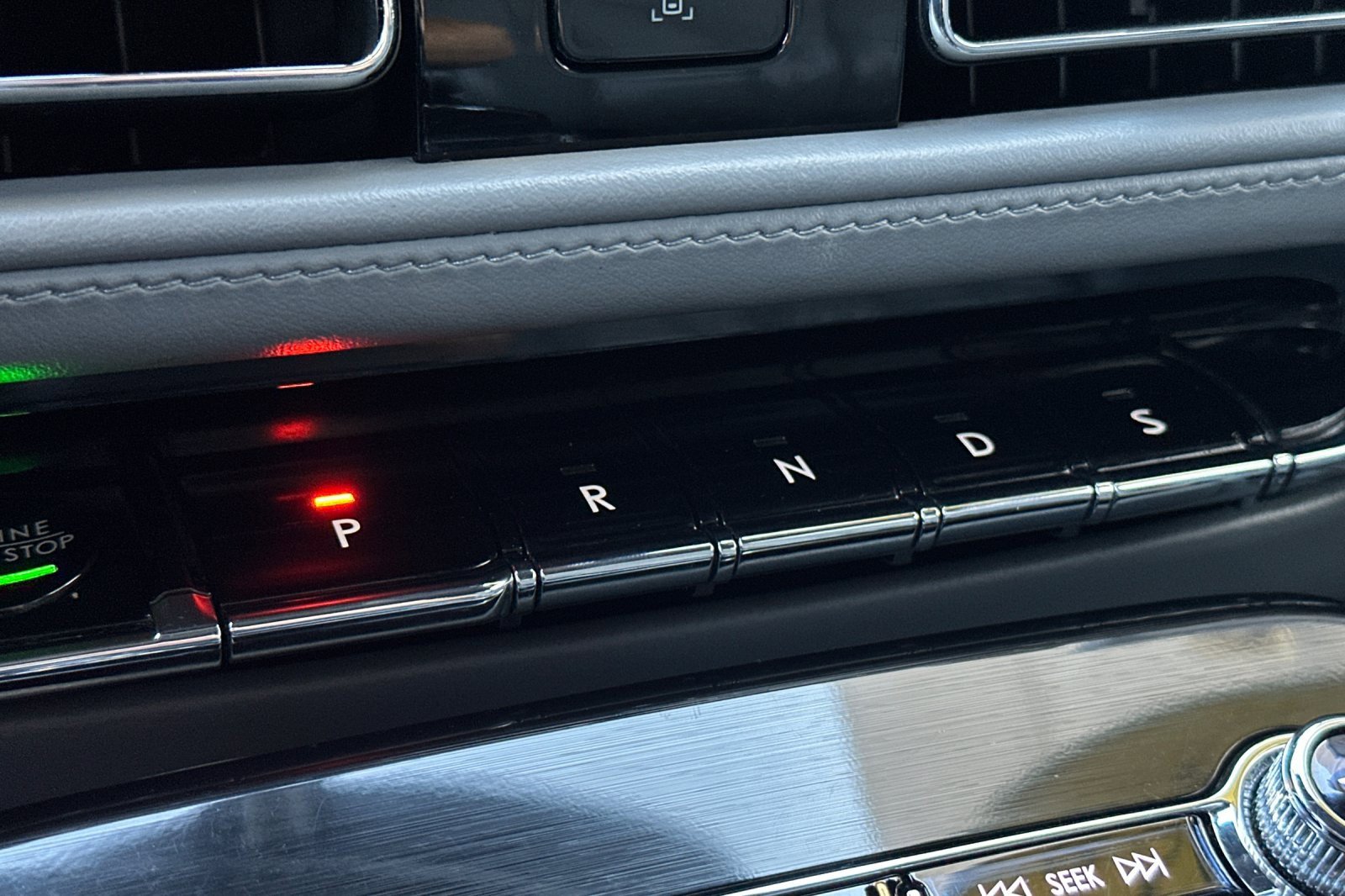 Used 2022 Lincoln Nautilus Reserve w/ Luxury Package image 21