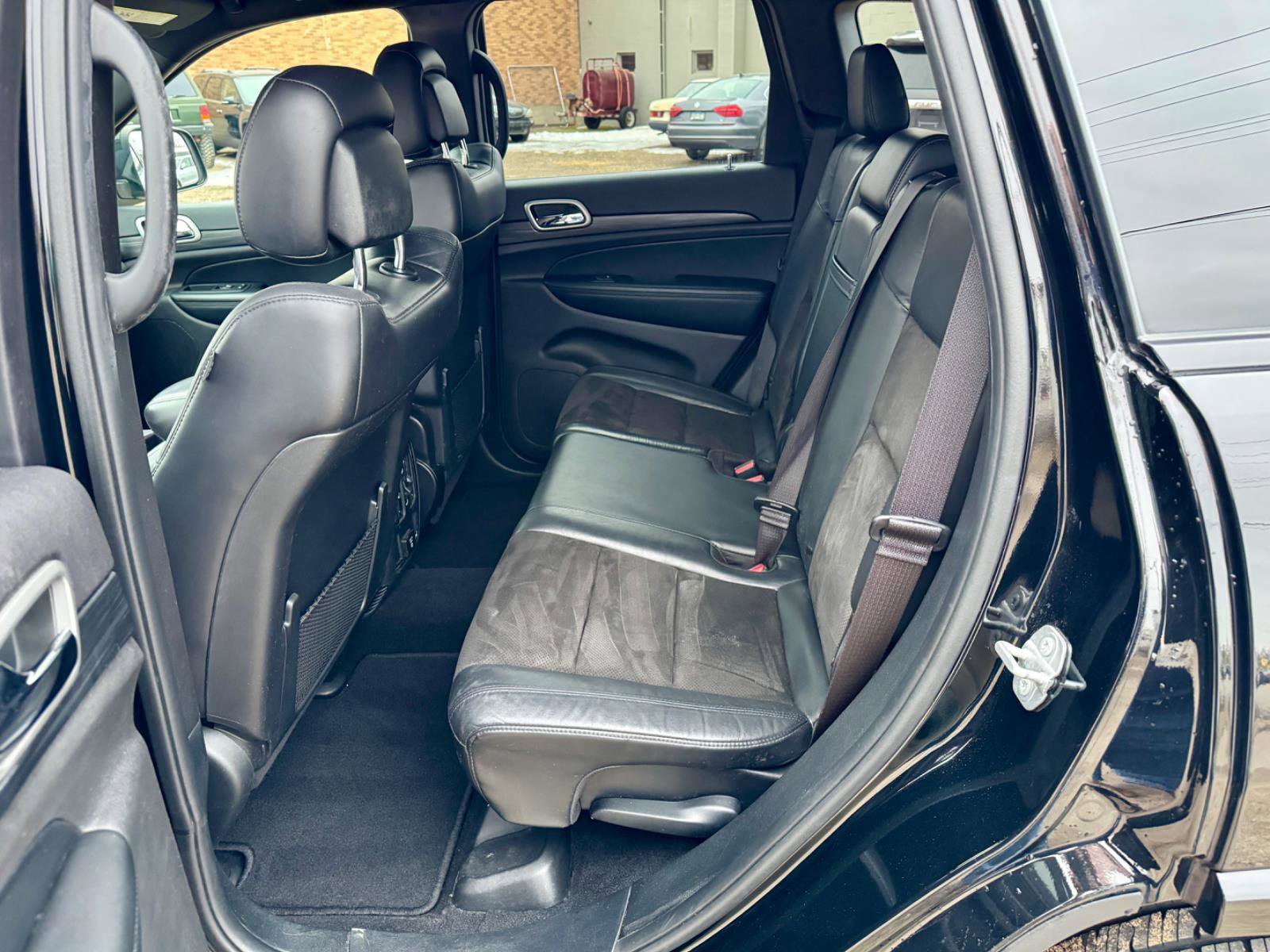 Used 2020 Jeep Grand Cherokee Altitude image 22