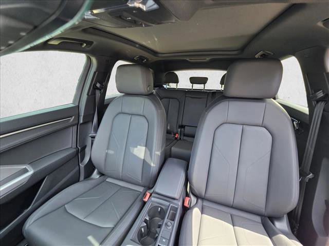 Certified 2025 Audi Q3 2.0T Premium w/ Convenience Package AWD/4WD image 14