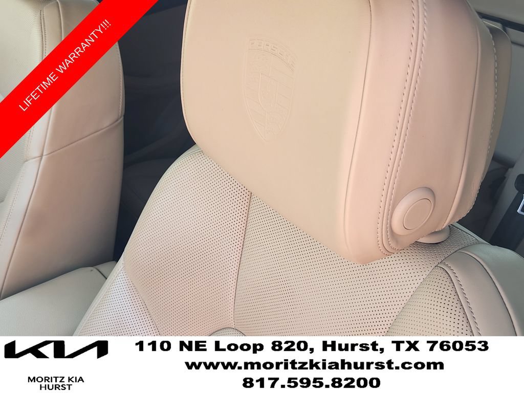 Used 2021 Porsche Macan AWD/4WD image 20