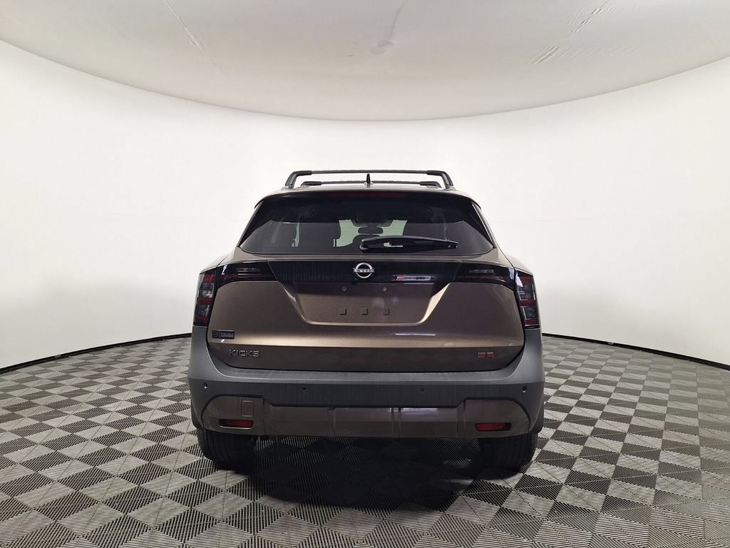 Used 2026 Nissan Kicks SR FWD image 6