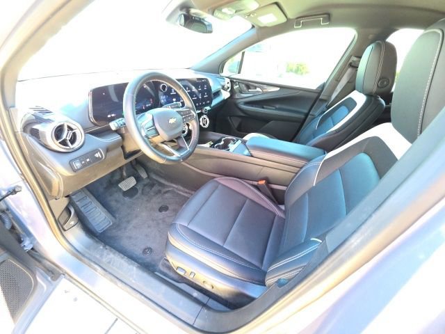 Used 2024 Chevrolet Blazer EV LT AWD/4WD image 12
