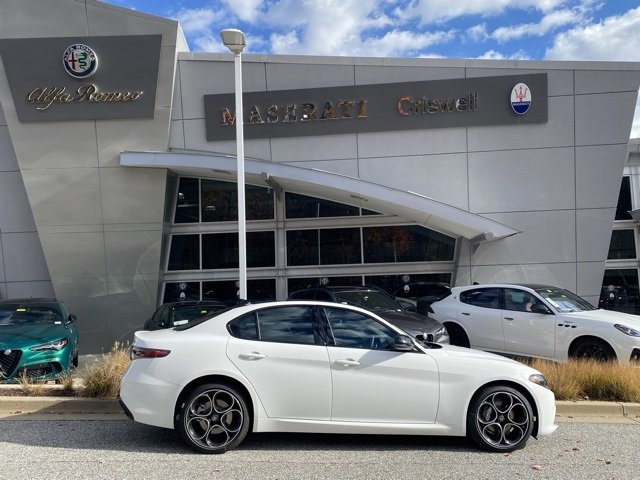 New 2025 Alfa Romeo Giulia AWD image 4