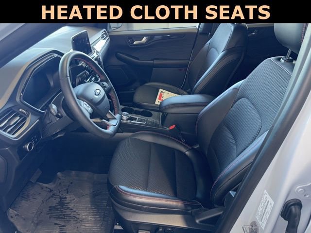 Used 2025 Ford Escape ST-Line w/ Cold Weather Package image 15