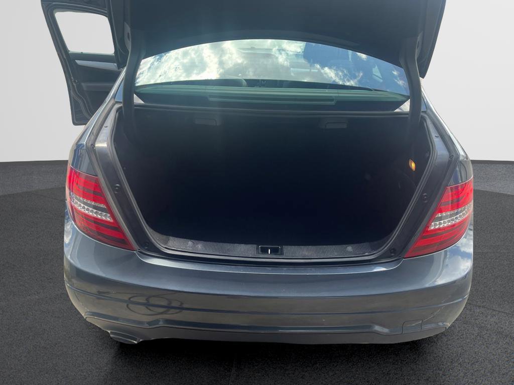Used 2013 Mercedes-Benz C 250 Sedan image 28