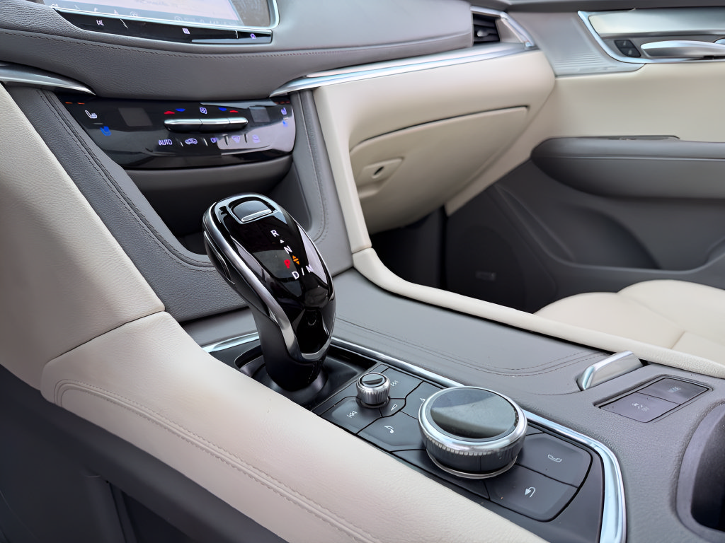 Used 2021 Cadillac XT5 Premium Luxury FWD image 47