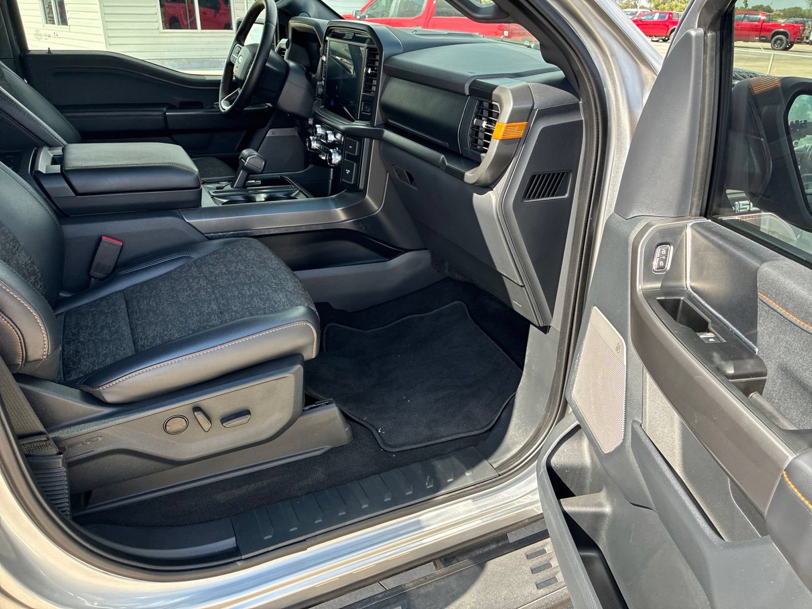 Used 2025 Ford F150 Tremor w/ Mobile Office Package AWD/4WD image 13