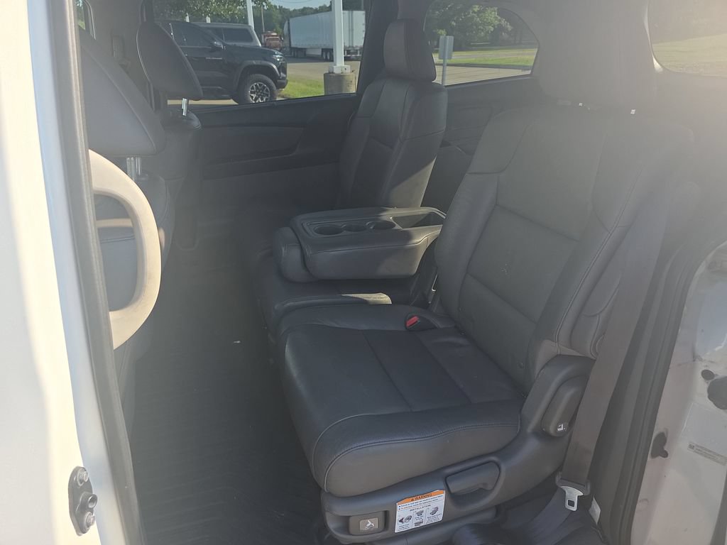 Used 2016 Honda Odyssey EX-L image 10