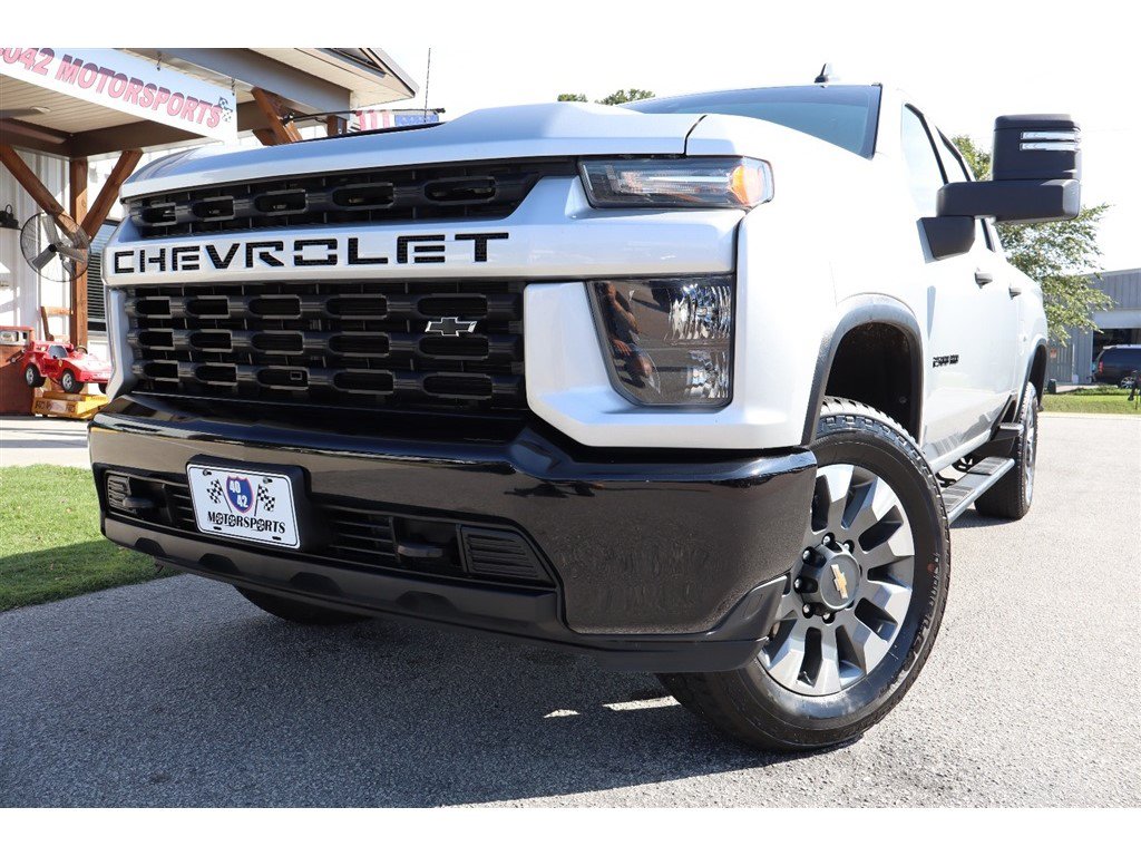 Used 2021 Chevrolet Silverado 2500 Custom w/ Custom Value Package AWD/4WD image 12