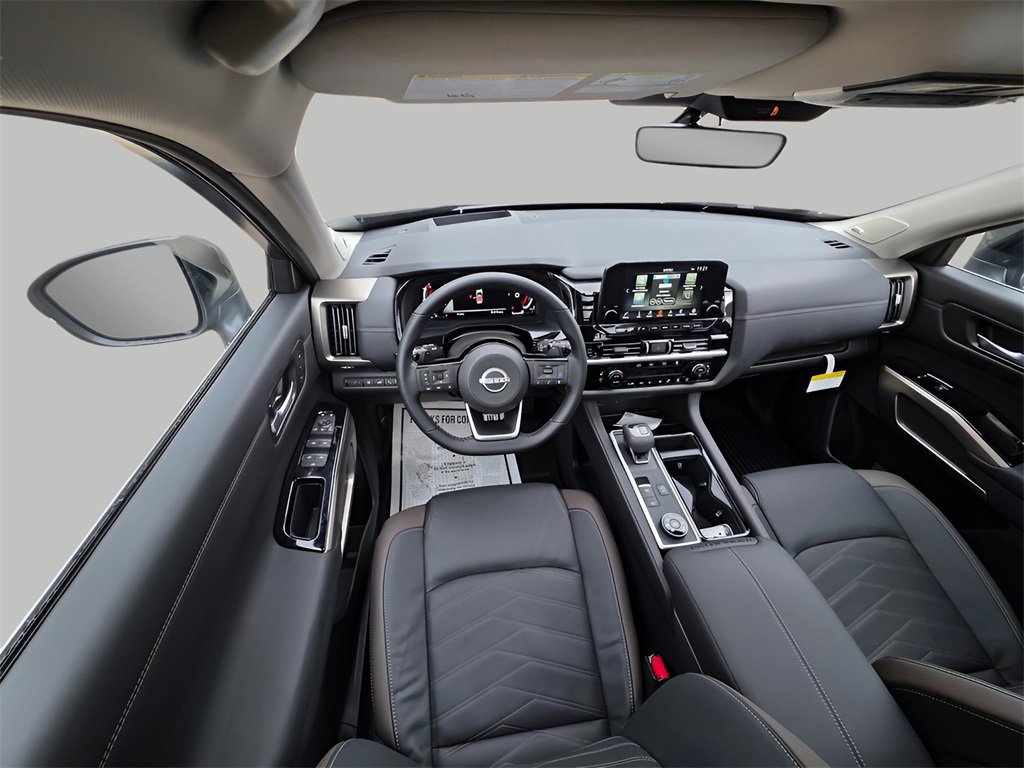 New 2025 Nissan Pathfinder Platinum image 19