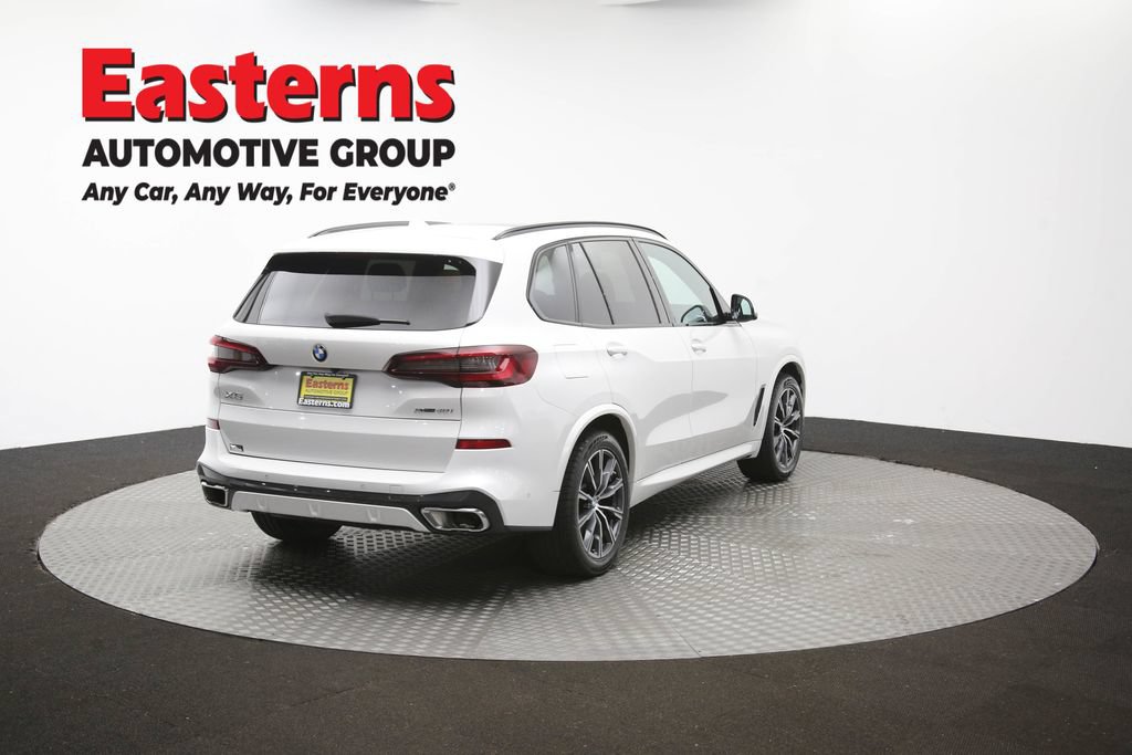 Used 2023 BMW X5 xDrive40i w/ M Sport Package AWD/4WD image 43