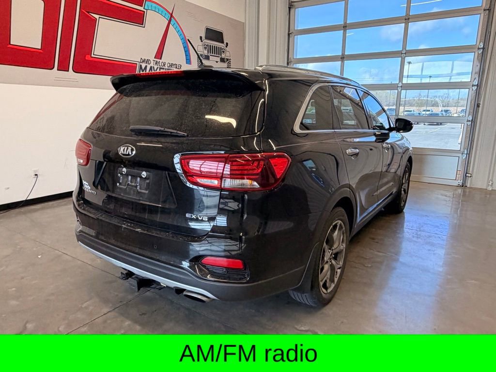 Used 2019 Kia Sorento EX image 2