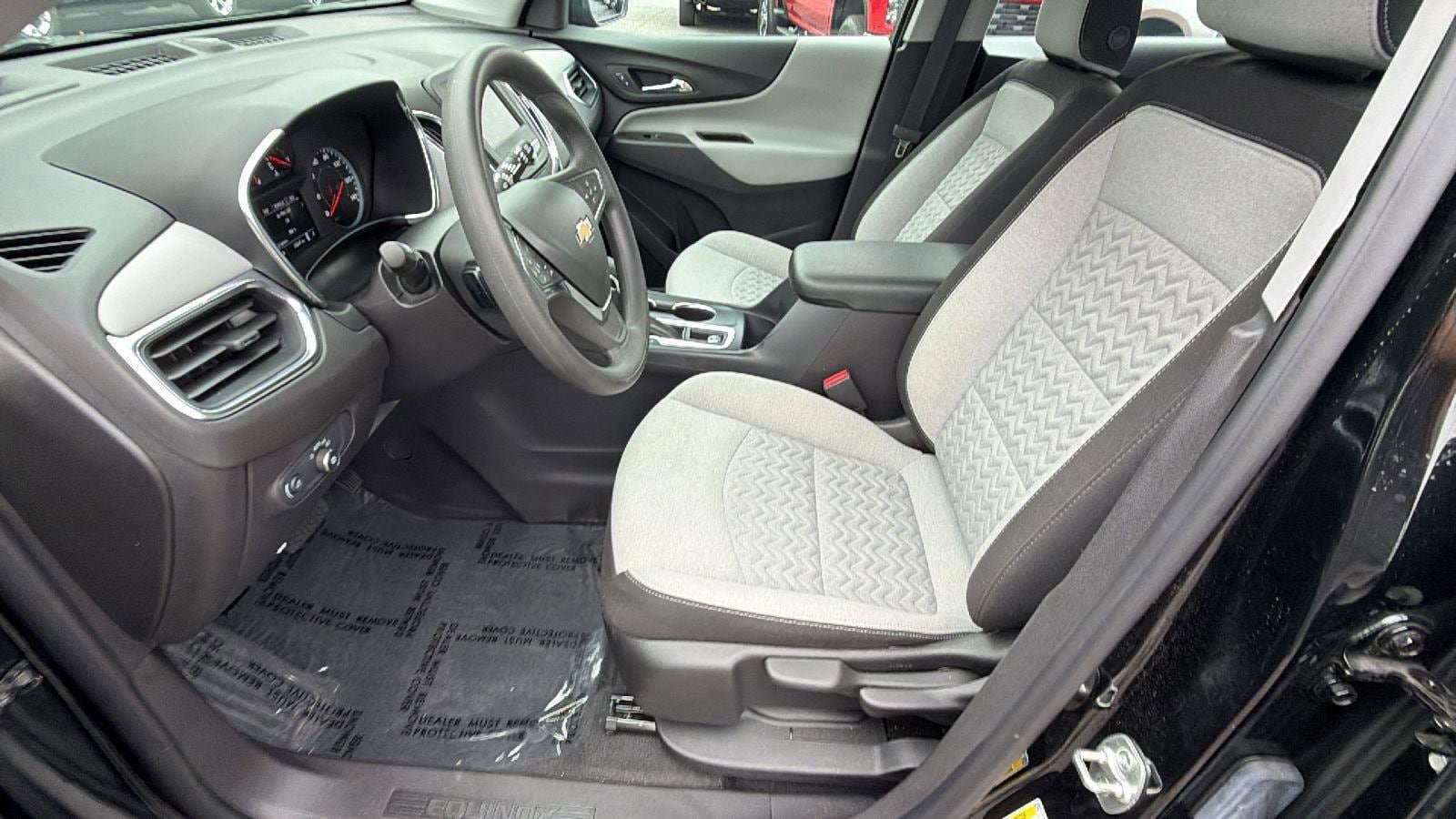 Certified 2024 Chevrolet Equinox LS w/ Midnight Edition FWD image 13