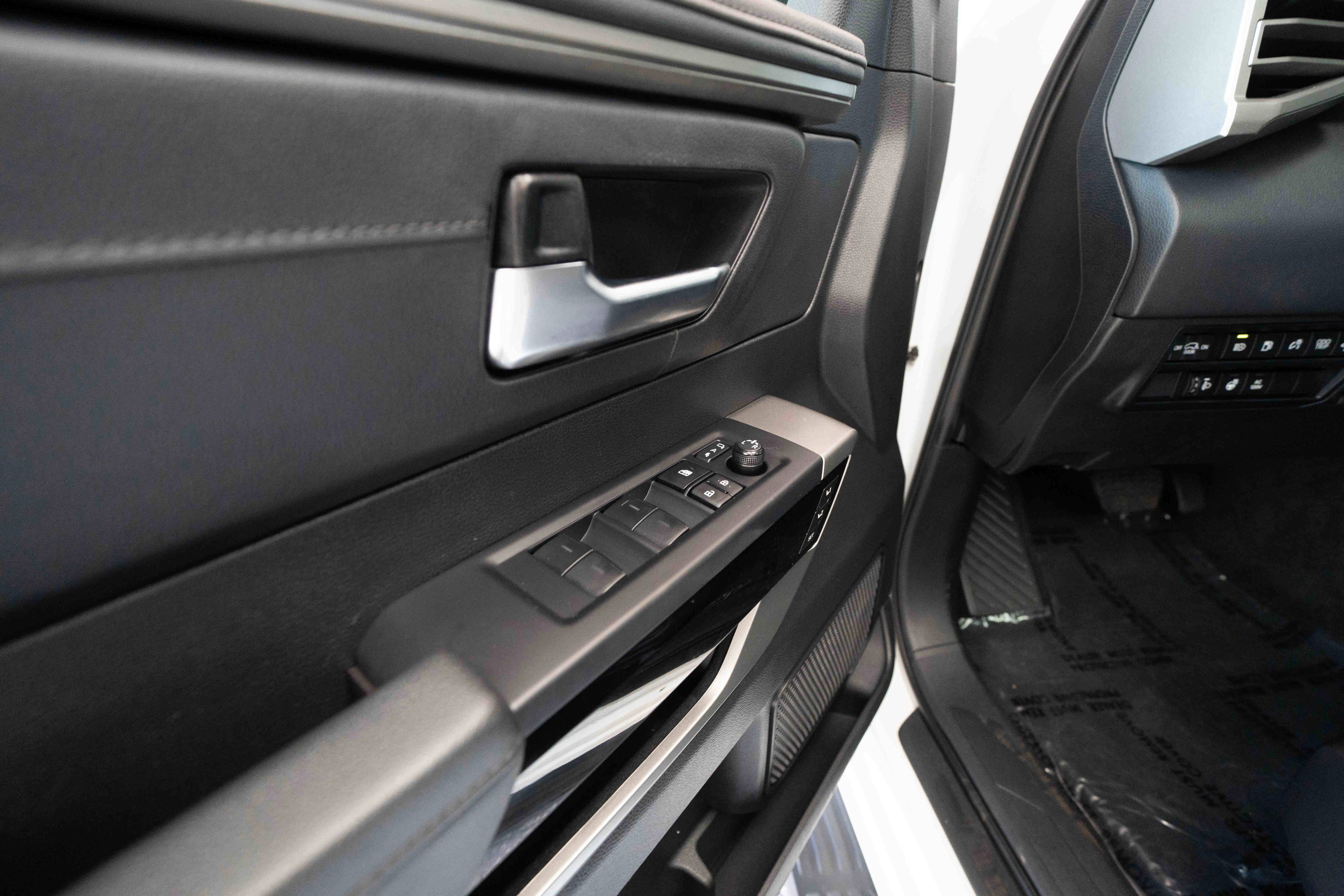 Certified 2023 Toyota Sequoia Limited AWD/4WD image 8