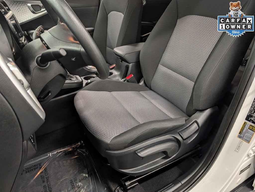 Certified 2025 Kia Soul LX FWD image 10