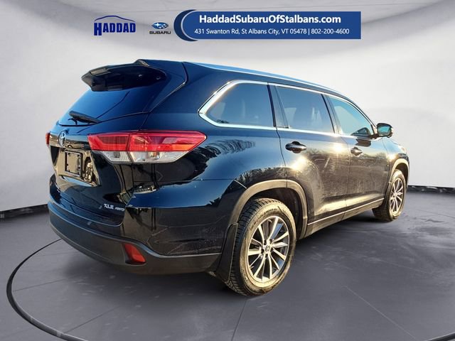 Used 2019 Toyota Highlander XLE AWD/4WD image 5