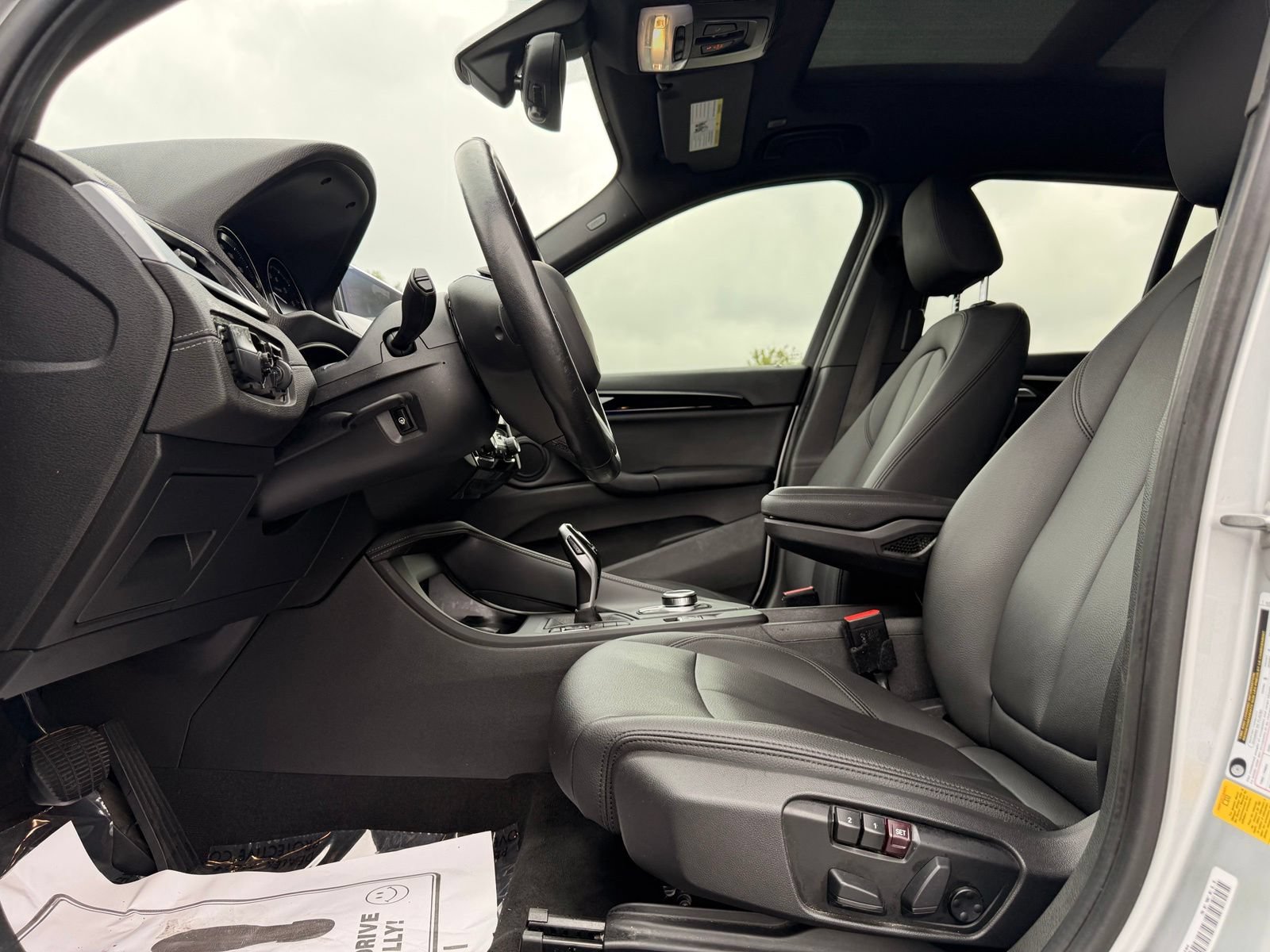 Used 2020 BMW X1 sDrive28i w/ Convenience Package FWD image 15
