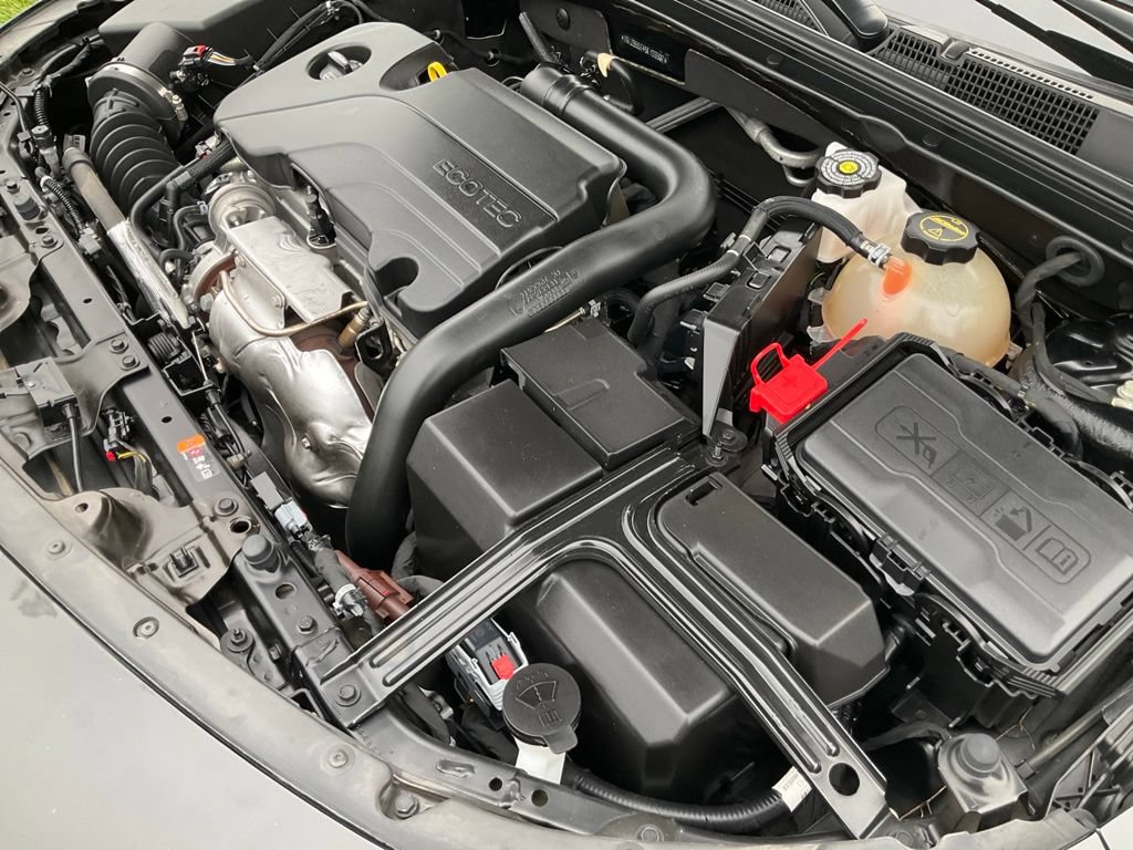 Used 2025 Chevrolet Malibu LS FWD image 40