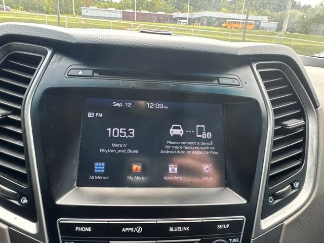 Used 2018 Hyundai Santa Fe Sport w/ 2.4L Value Package 02 AWD/4WD image 16