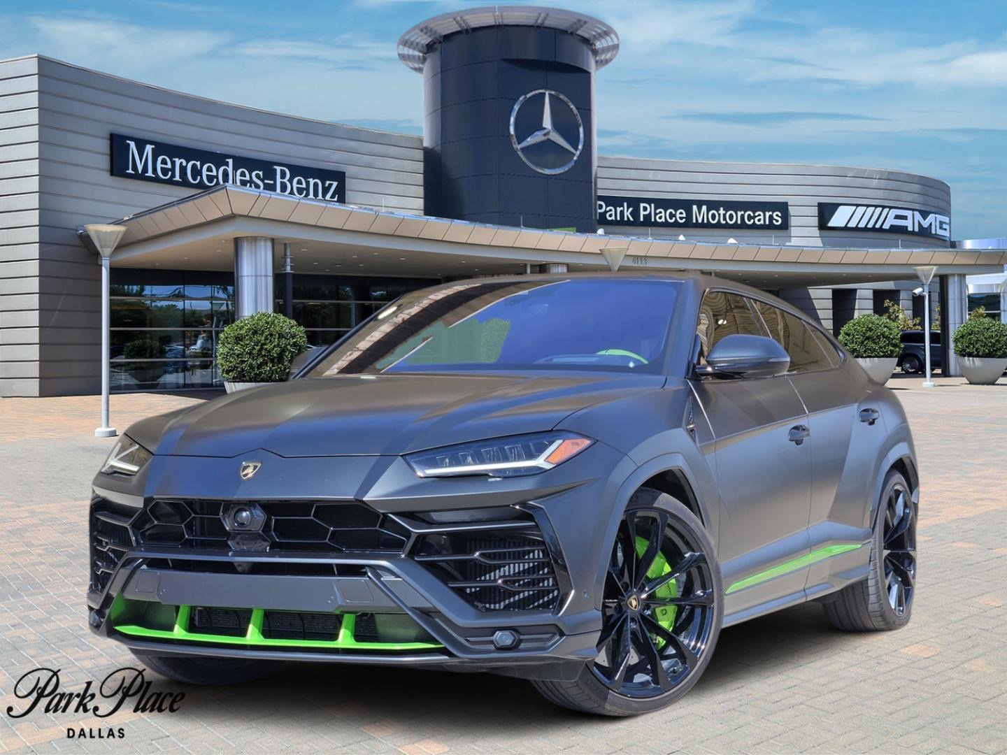 Used 2021 Lamborghini Urus image 1