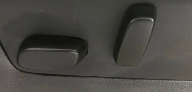 Used 2023 Buick Envision Avenir FWD image 27