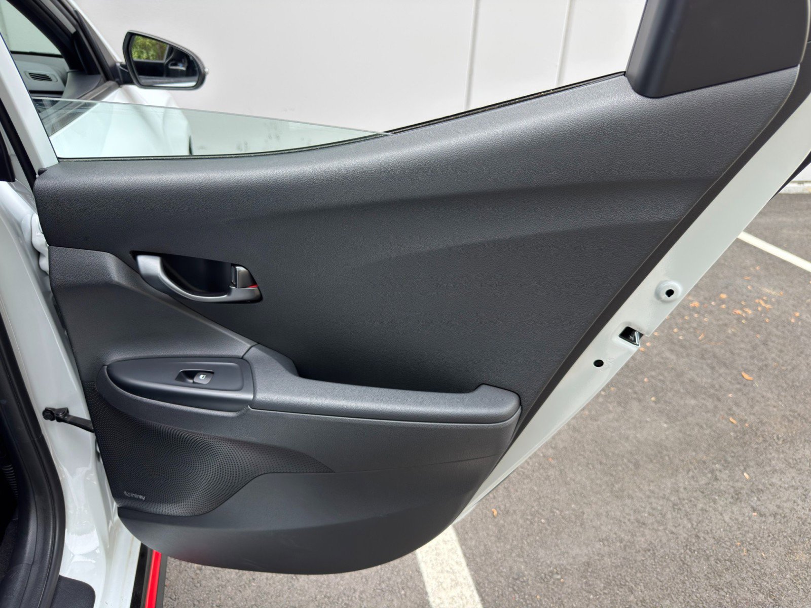 Used 2021 Hyundai Veloster N image 37