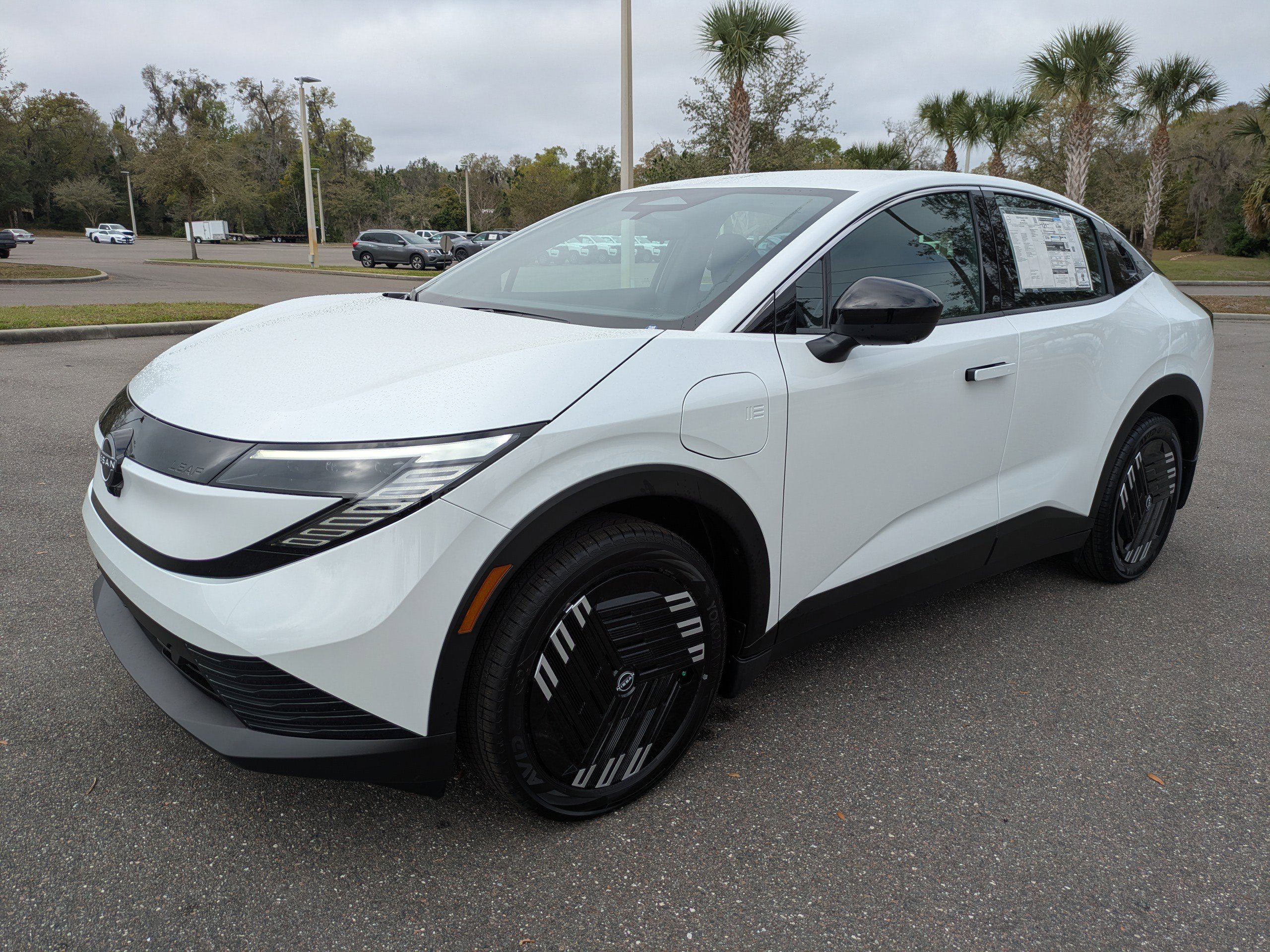 New 2026 Nissan Leaf image 8