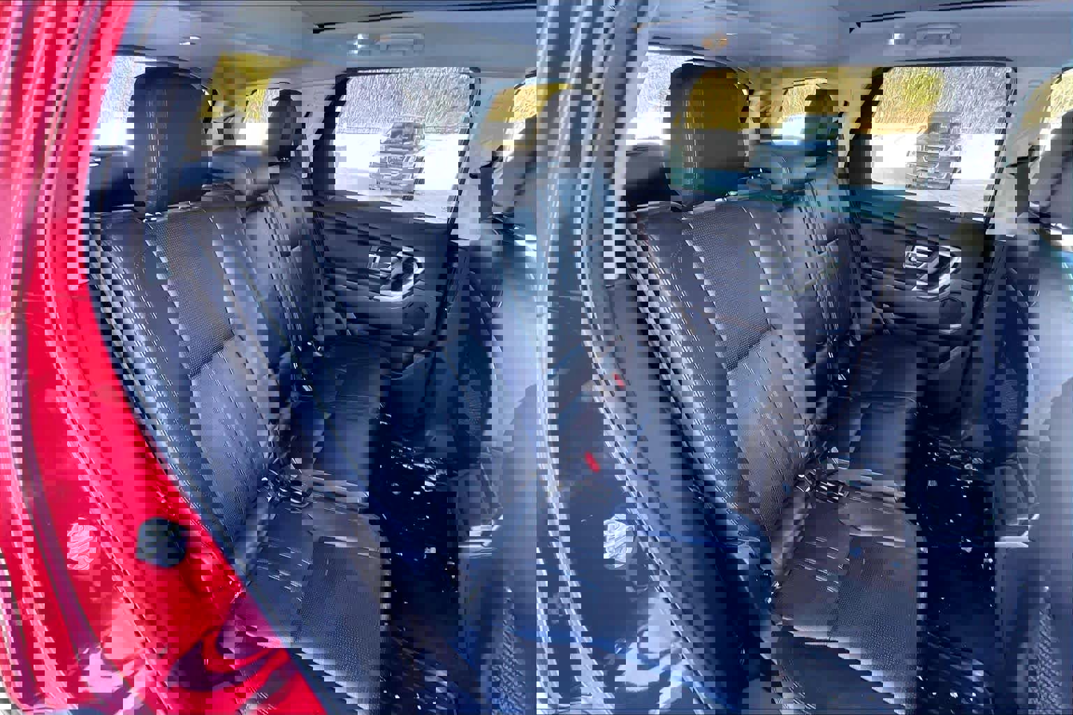 Used 2017 Land Rover Discovery Sport HSE image 20