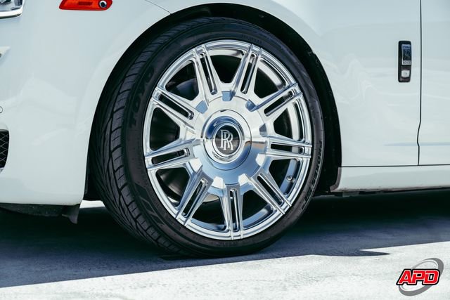 Used 2017 Rolls-Royce Ghost RWD image 49