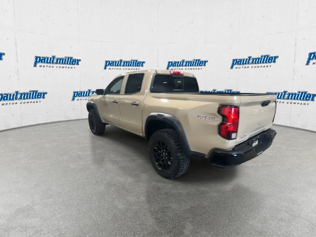 Used 2023 Chevrolet Colorado Trail Boss AWD/4WD image 8